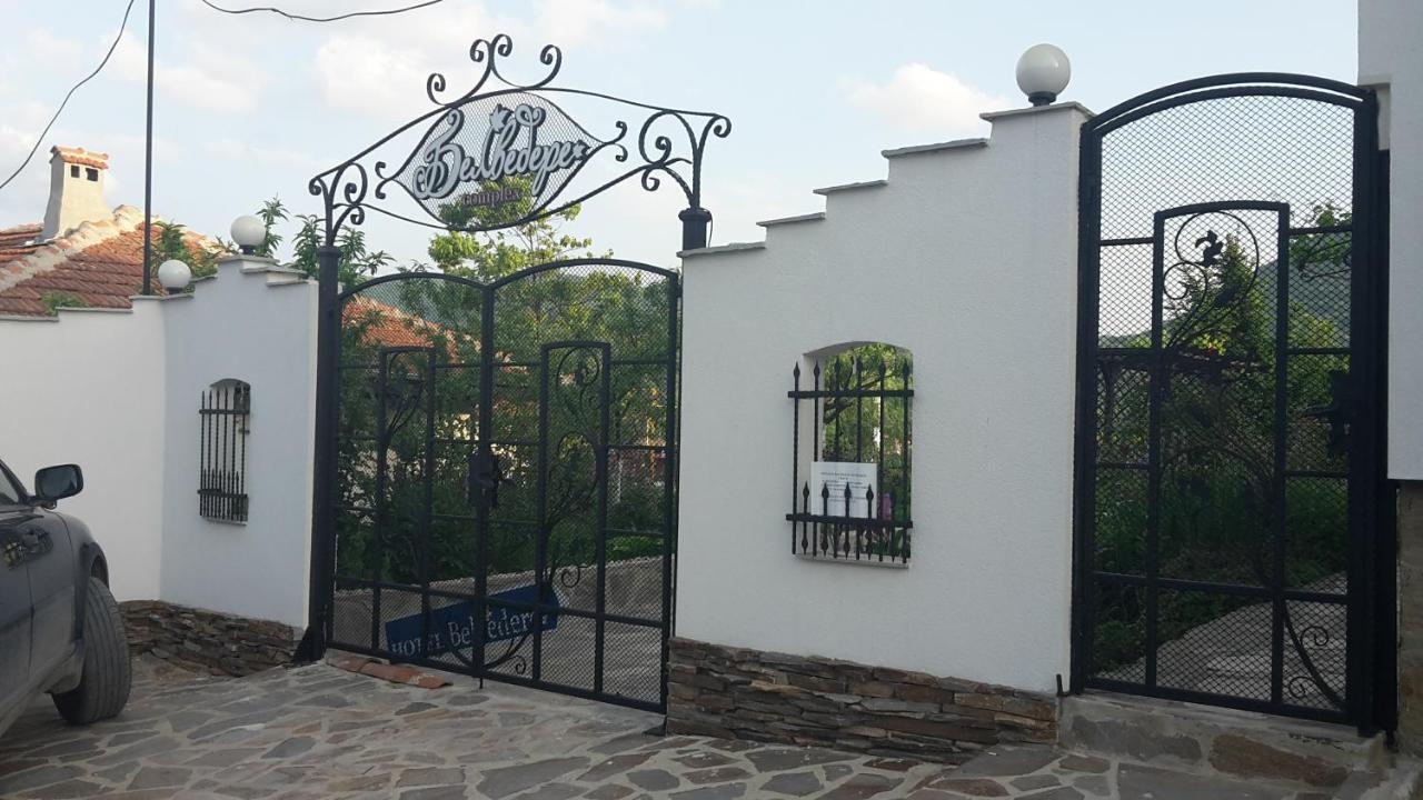 Family Hotel Belvedere Dŭlgopol Exterior foto